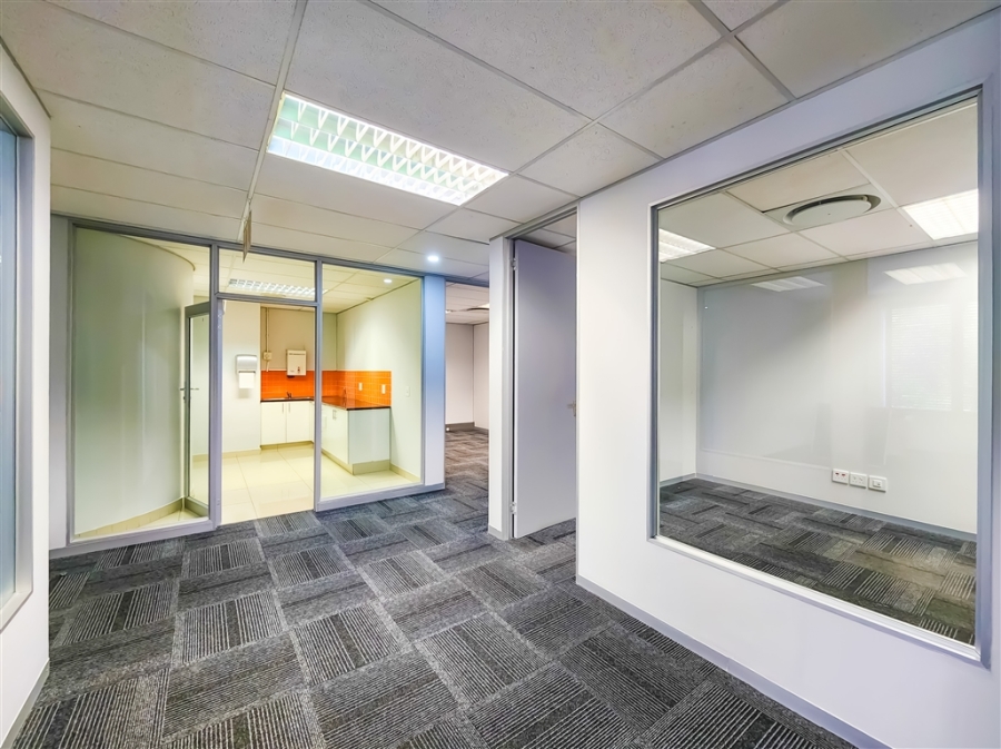 To Let Commercial Property for Rent in Magaliessig Gauteng