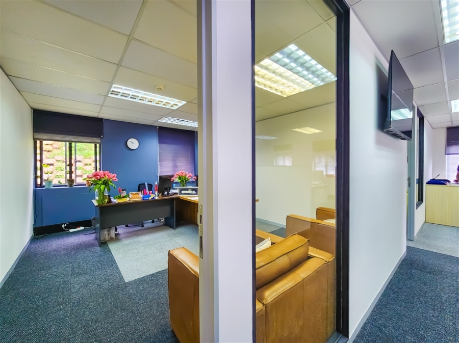 To Let Commercial Property for Rent in Strubensvallei Gauteng