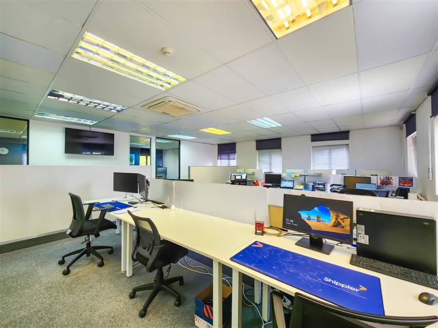 To Let Commercial Property for Rent in Strubensvallei Gauteng