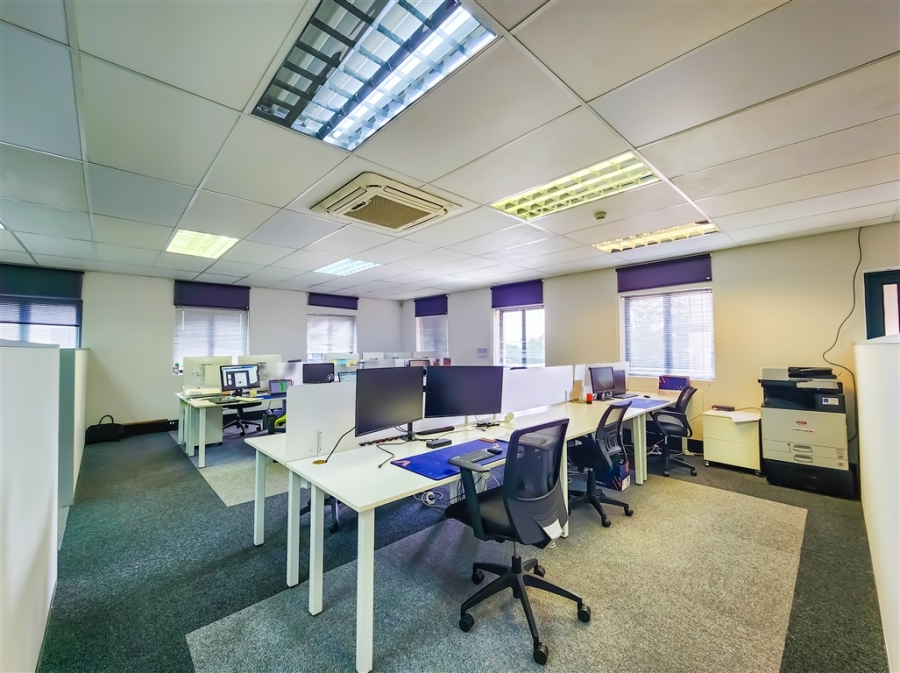 To Let Commercial Property for Rent in Strubensvallei Gauteng
