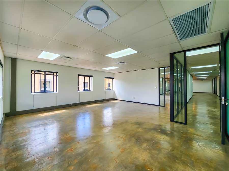 To Let Commercial Property for Rent in Strubensvallei Gauteng