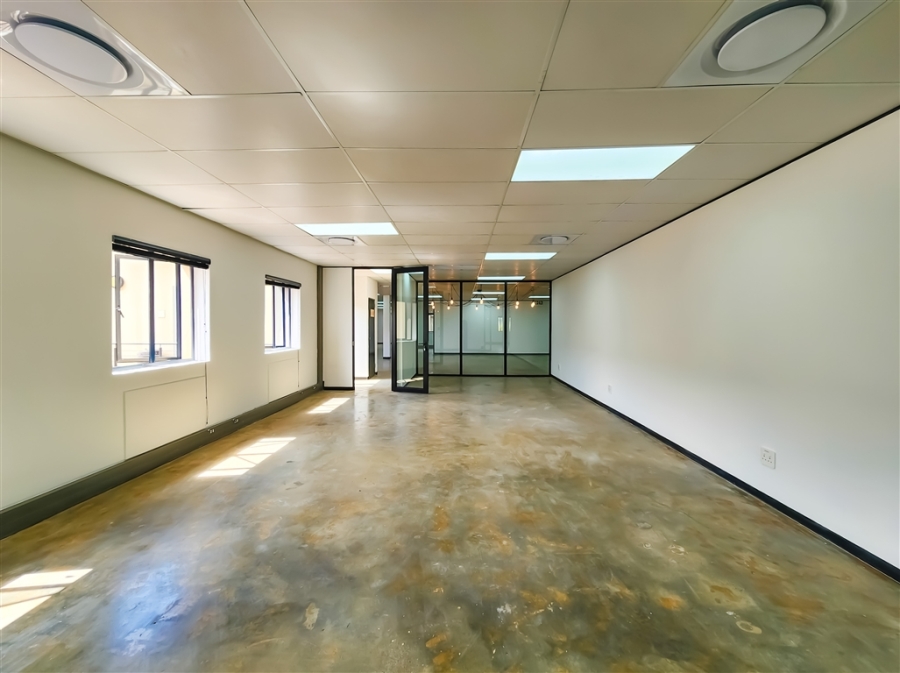 To Let Commercial Property for Rent in Strubensvallei Gauteng