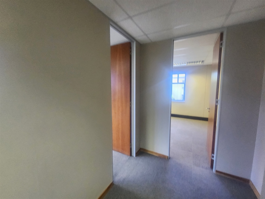 To Let Commercial Property for Rent in Wierda Valley Gauteng
