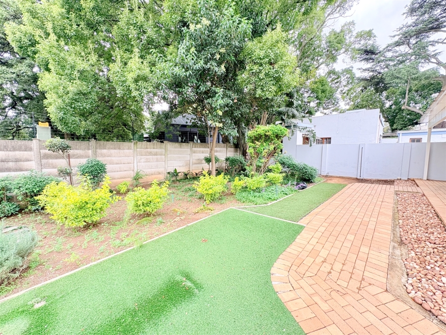To Let Commercial Property for Rent in Parktown North Gauteng