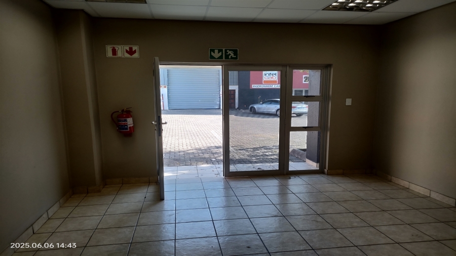 To Let Commercial Property for Rent in Lanseria Gauteng