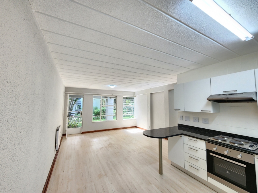 2 Bedroom Property for Sale in Benmore Gardens Gauteng
