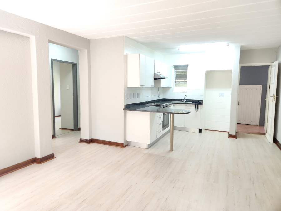2 Bedroom Property for Sale in Benmore Gardens Gauteng