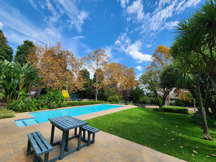 2 Bedroom Property for Sale in Benmore Gardens Gauteng