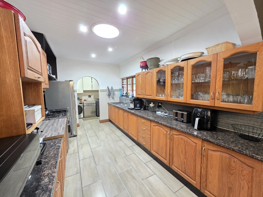 3 Bedroom Property for Sale in Garsfontein Gauteng