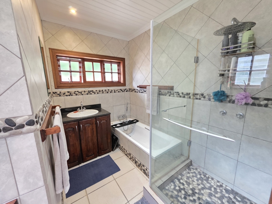 3 Bedroom Property for Sale in Garsfontein Gauteng