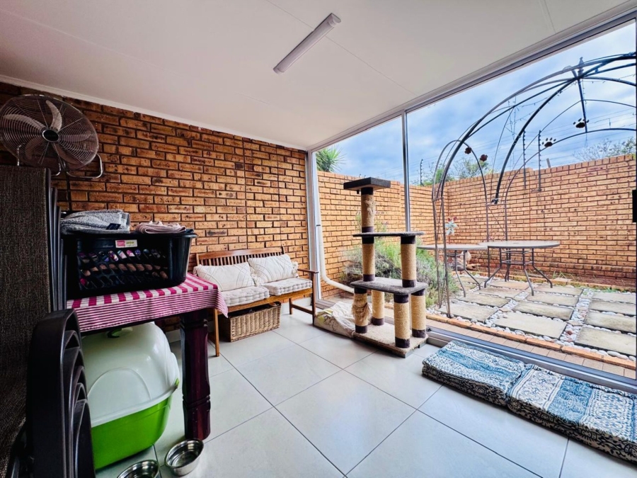 2 Bedroom Property for Sale in Montana Gauteng