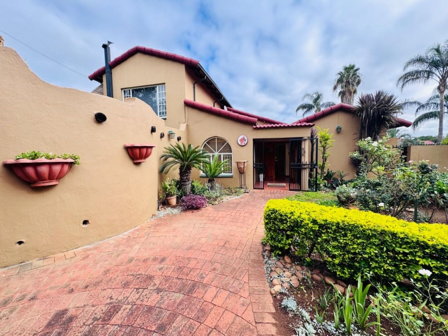 4 Bedroom Property for Sale in Montana Gauteng