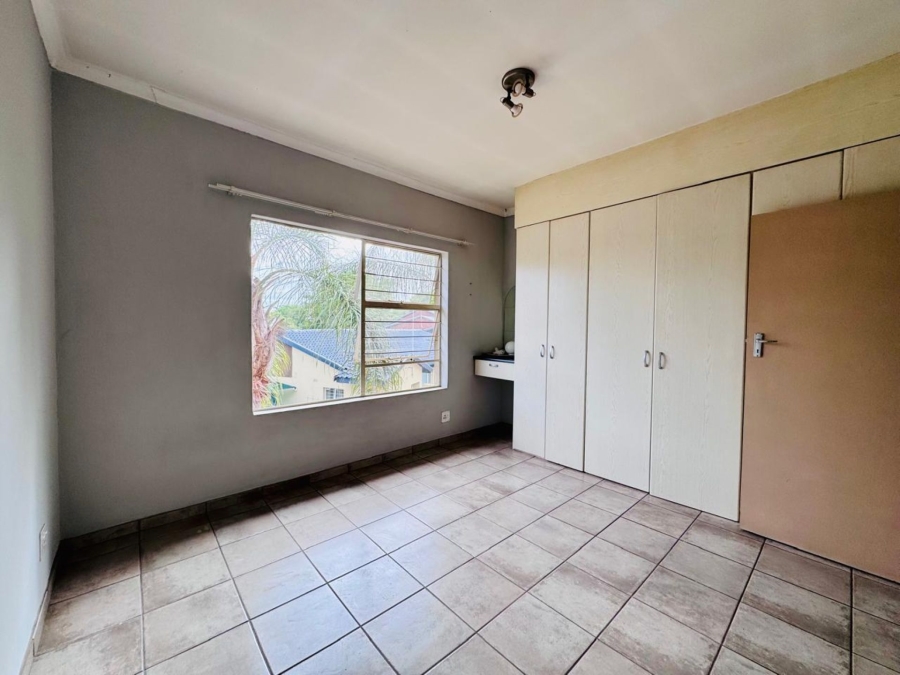 2 Bedroom Property for Sale in Sinoville Gauteng
