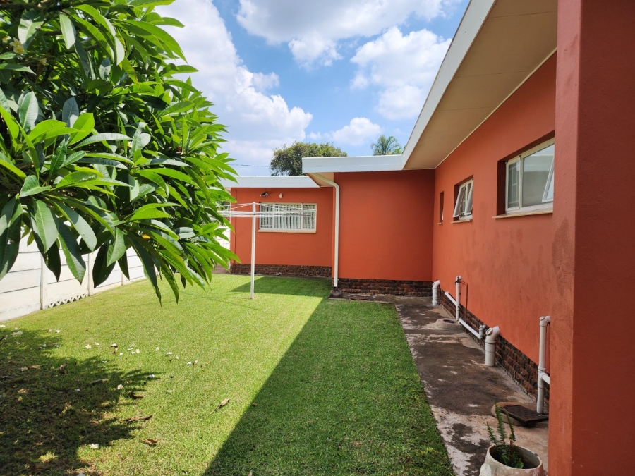 4 Bedroom Property for Sale in Dorandia Gauteng