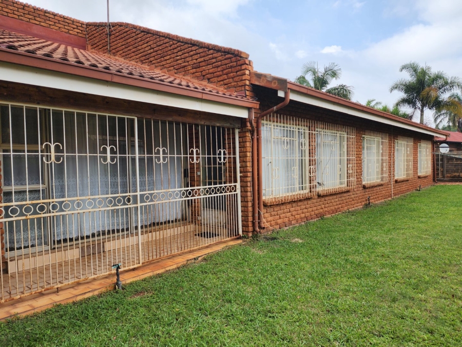 3 Bedroom Property for Sale in Dorandia Gauteng