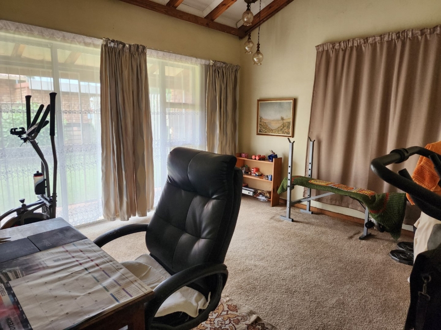 3 Bedroom Property for Sale in Dorandia Gauteng