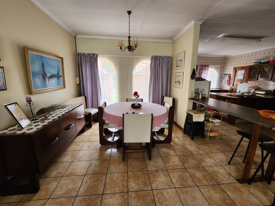 3 Bedroom Property for Sale in Dorandia Gauteng