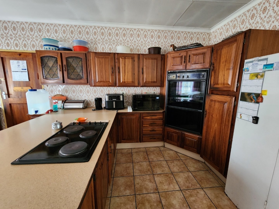 3 Bedroom Property for Sale in Dorandia Gauteng