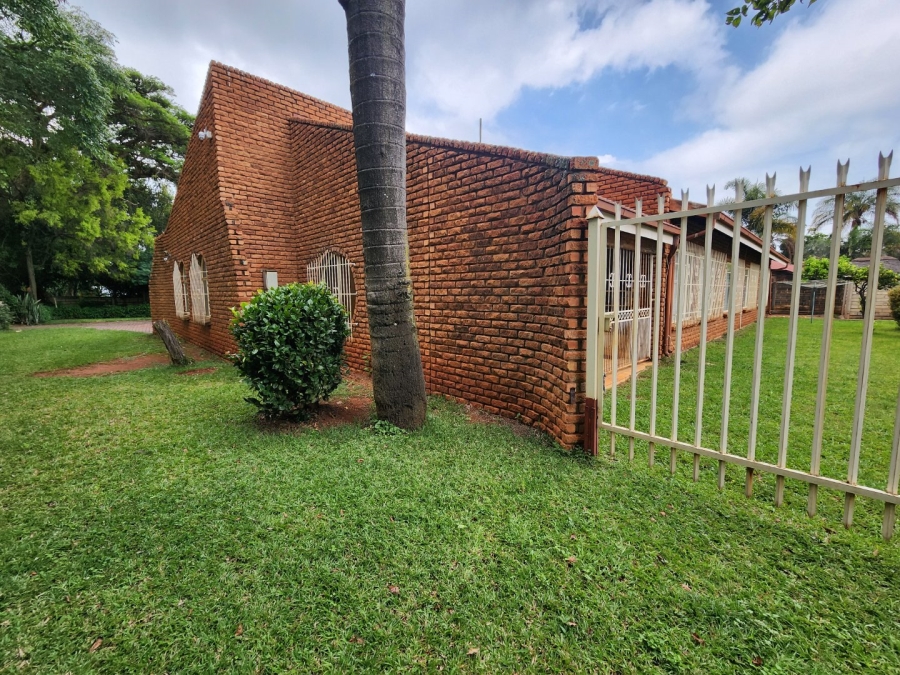 3 Bedroom Property for Sale in Dorandia Gauteng