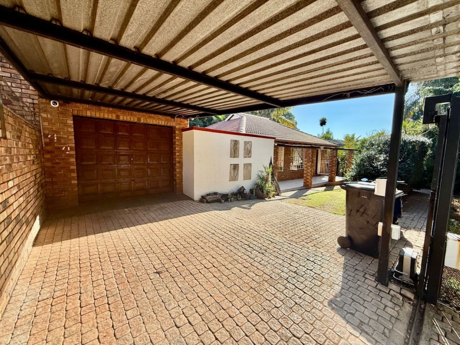2 Bedroom Property for Sale in Theresa Park Gauteng