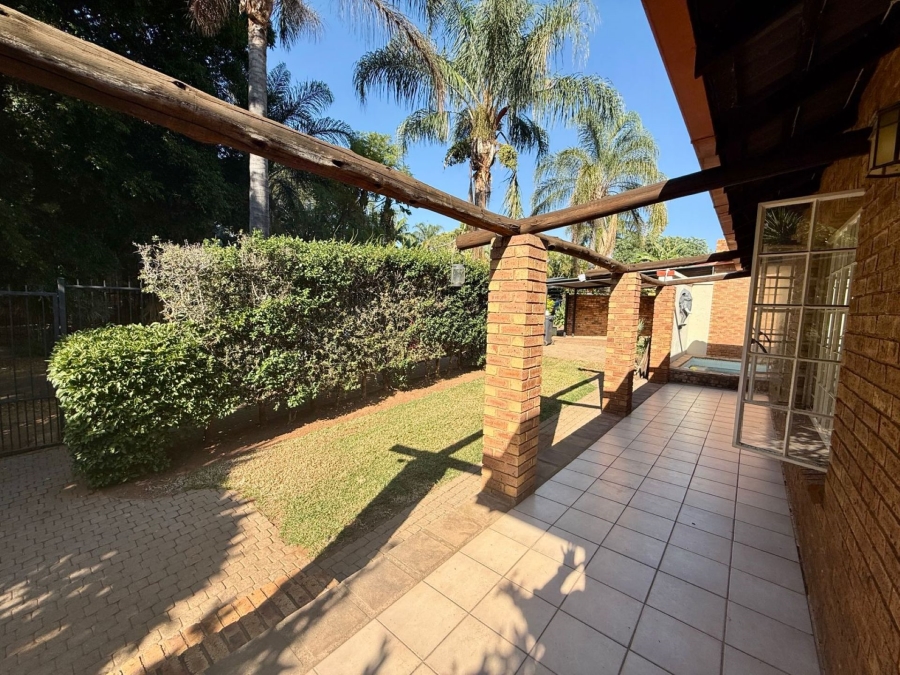 2 Bedroom Property for Sale in Theresa Park Gauteng