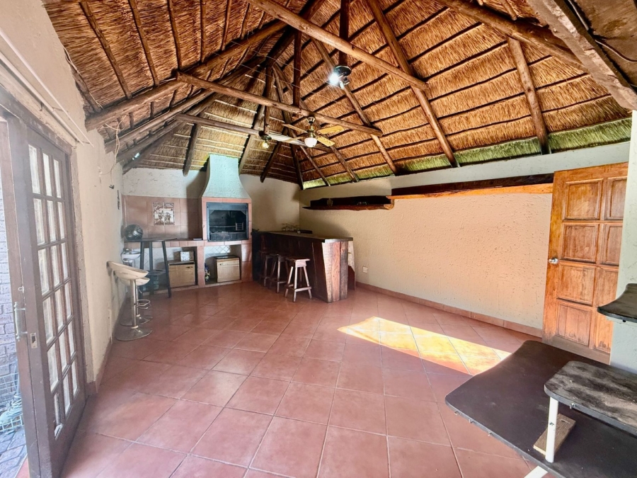 2 Bedroom Property for Sale in Theresa Park Gauteng