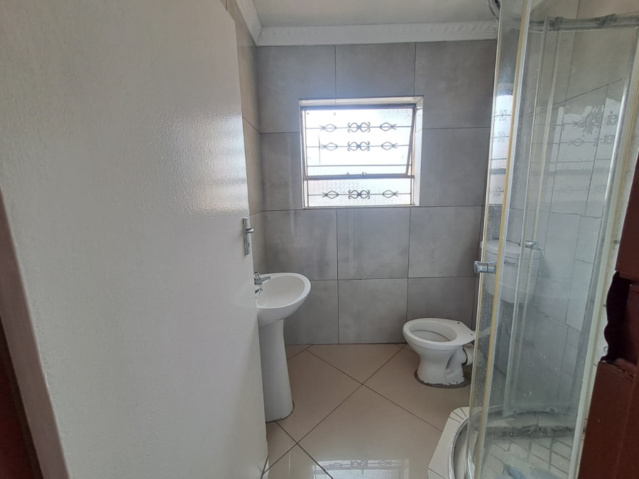 3 Bedroom Property for Sale in Olievenhoutbosch Gauteng
