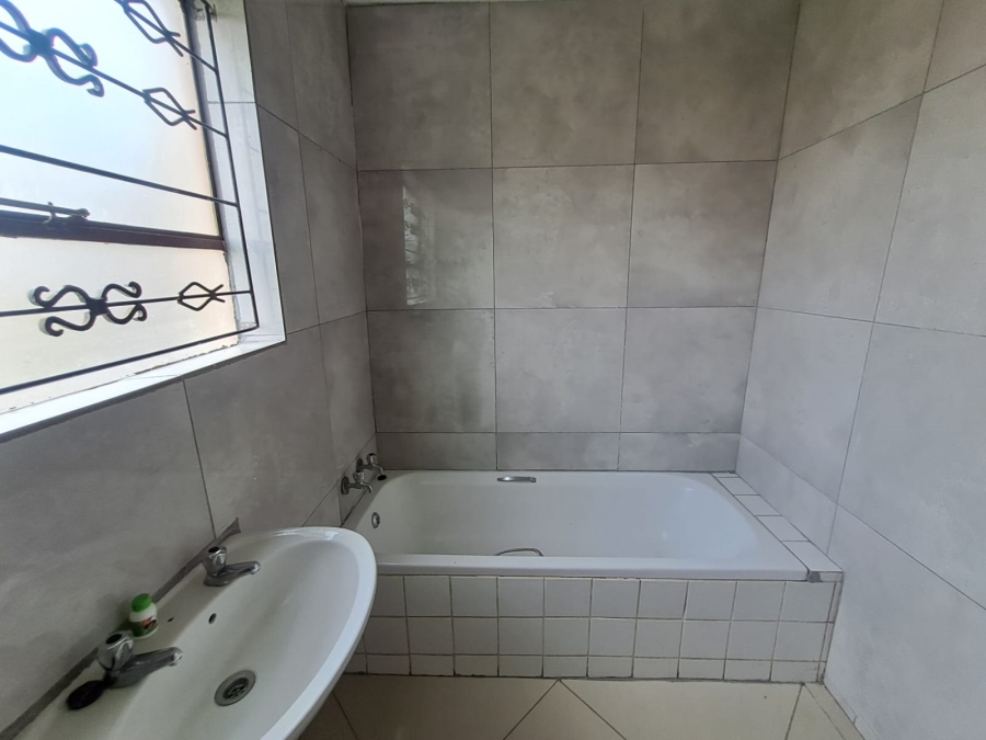 3 Bedroom Property for Sale in Olievenhoutbosch Gauteng