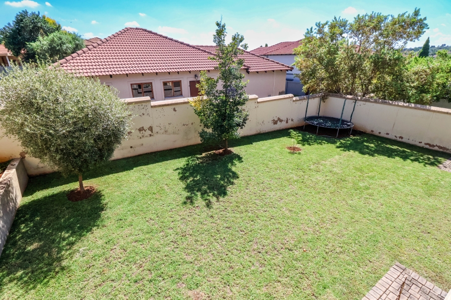 4 Bedroom Property for Sale in Thatchfield Estate Gauteng