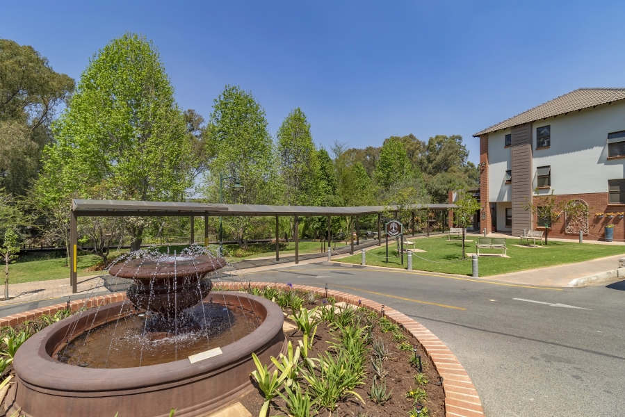 1 Bedroom Property for Sale in Douglasdale Gauteng