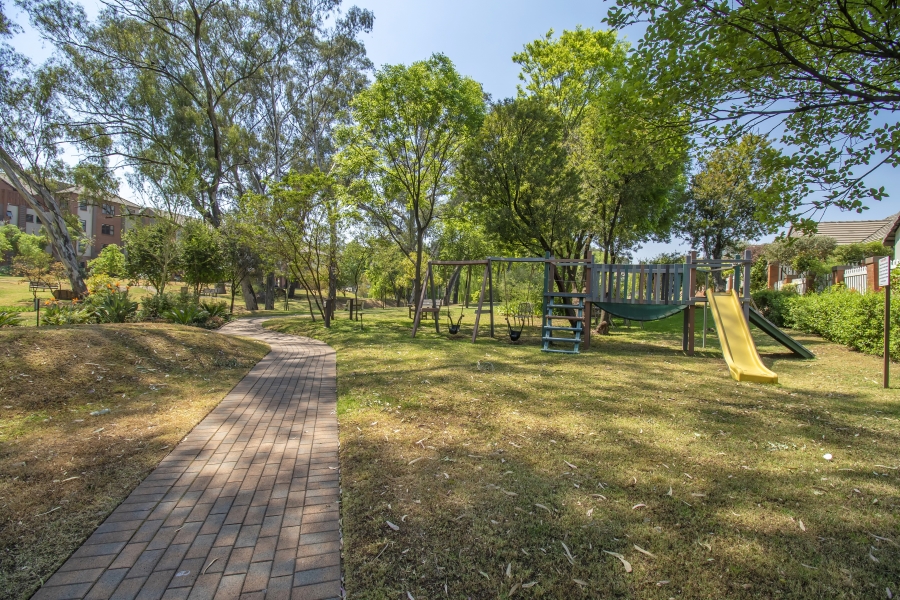 1 Bedroom Property for Sale in Douglasdale Gauteng