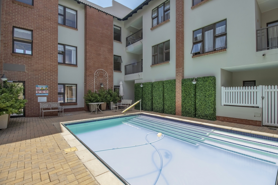 1 Bedroom Property for Sale in Douglasdale Gauteng