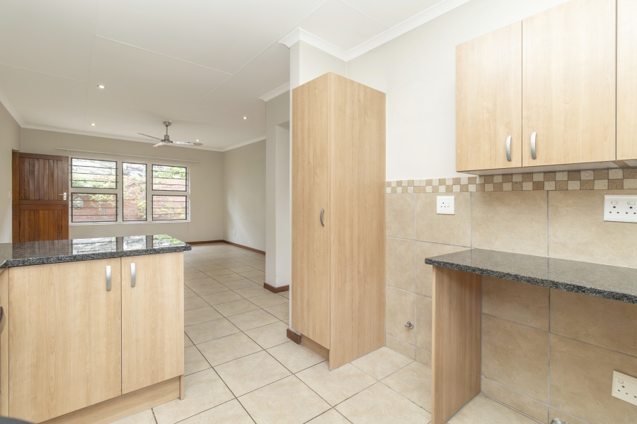 2 Bedroom Property for Sale in Douglasdale Gauteng