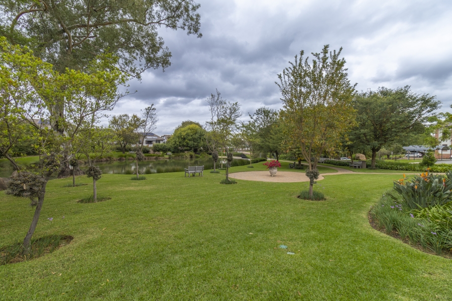 2 Bedroom Property for Sale in Douglasdale Gauteng