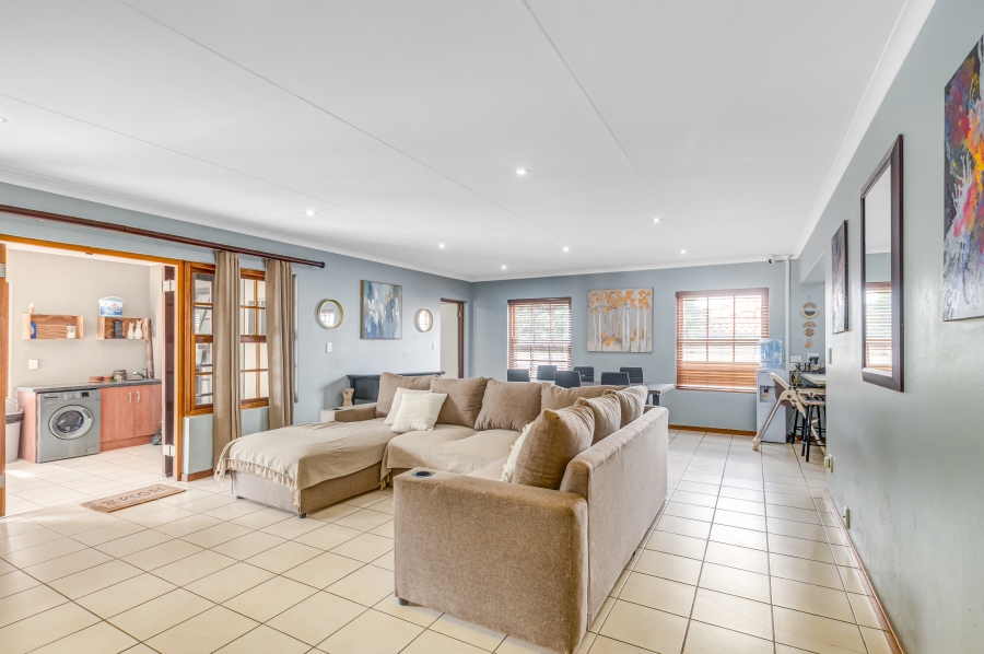 4 Bedroom Property for Sale in Kyalami Gauteng