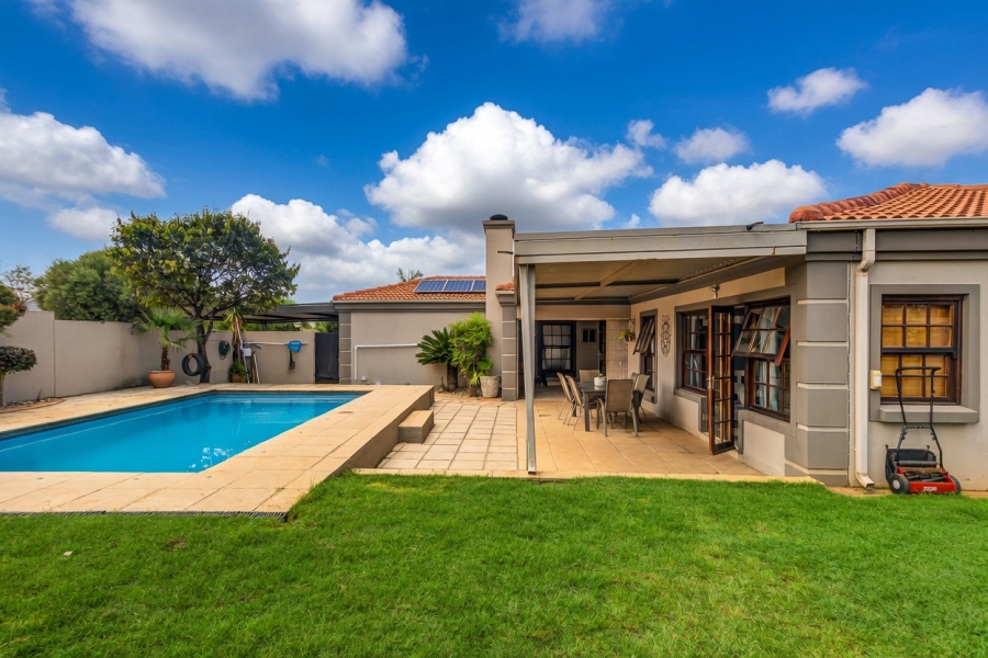 4 Bedroom Property for Sale in Kyalami Gauteng