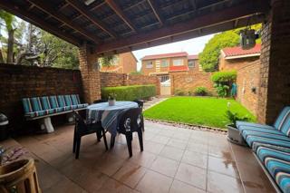 2 Bedroom Property for Sale in Brackenhurst Gauteng