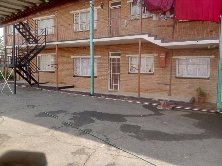 2 Bedroom Property for Sale in Elsburg Gauteng