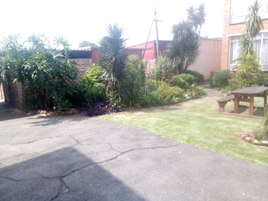 2 Bedroom Property for Sale in Elsburg Gauteng