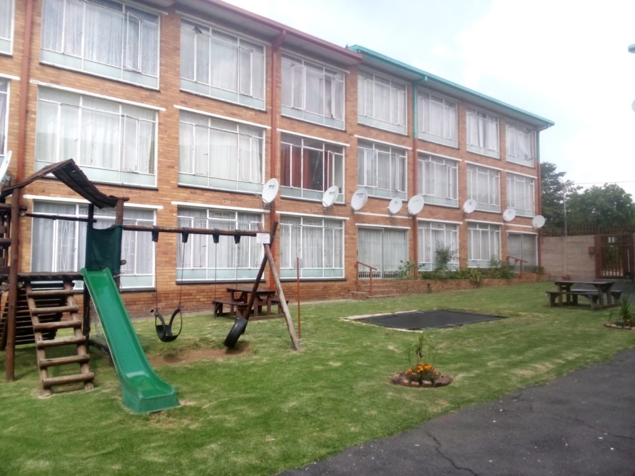 2 Bedroom Property for Sale in Elsburg Gauteng