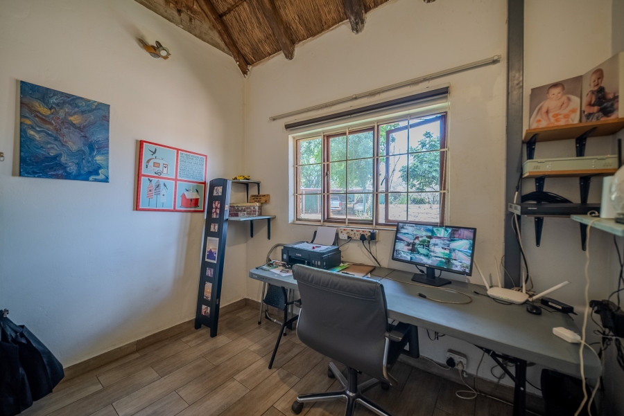 3 Bedroom Property for Sale in Kameeldrift East Gauteng