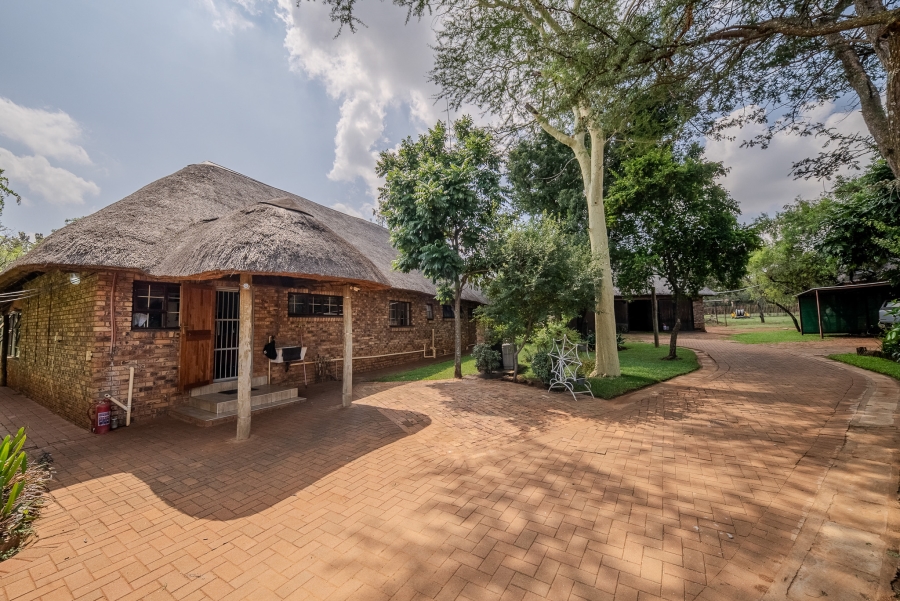 3 Bedroom Property for Sale in Kameeldrift East Gauteng