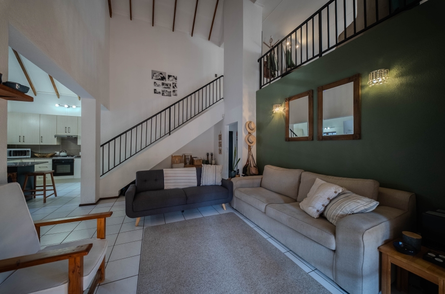3 Bedroom Property for Sale in Faerie Glen Gauteng