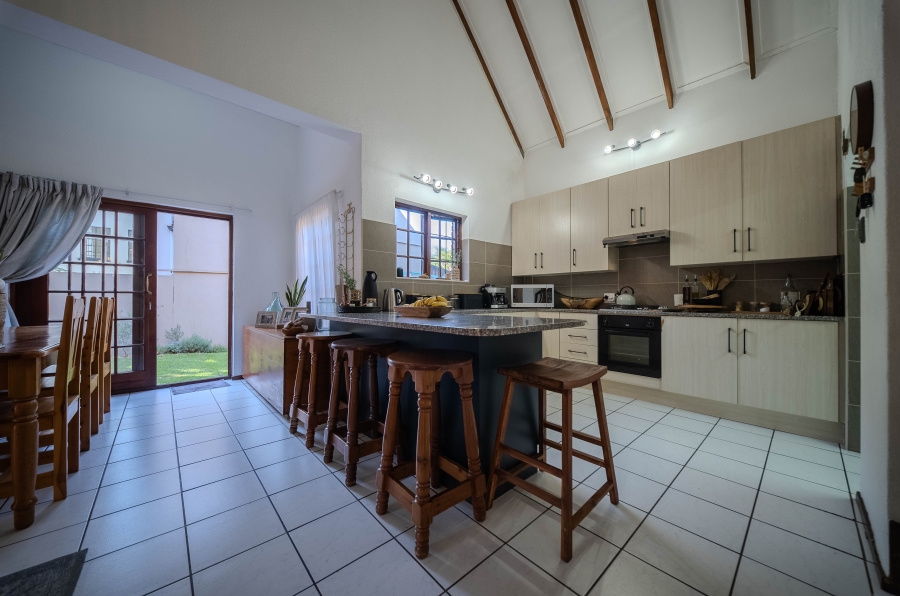 3 Bedroom Property for Sale in Faerie Glen Gauteng
