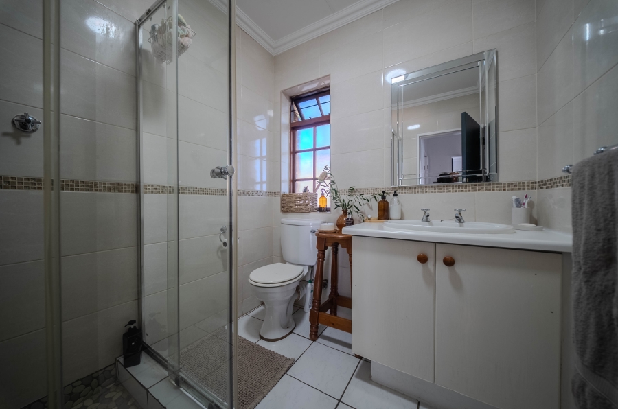 3 Bedroom Property for Sale in Faerie Glen Gauteng