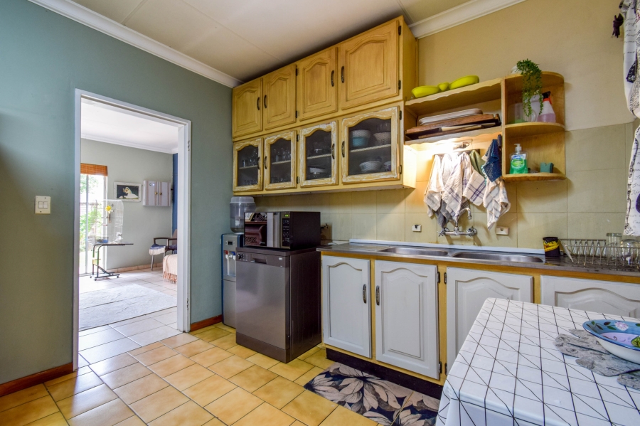 3 Bedroom Property for Sale in Garsfontein Gauteng