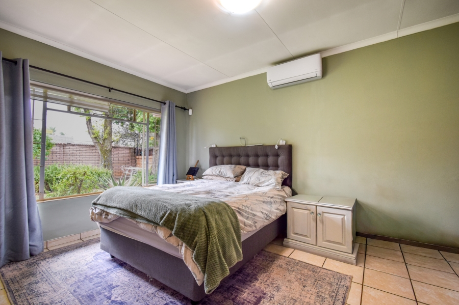 3 Bedroom Property for Sale in Garsfontein Gauteng