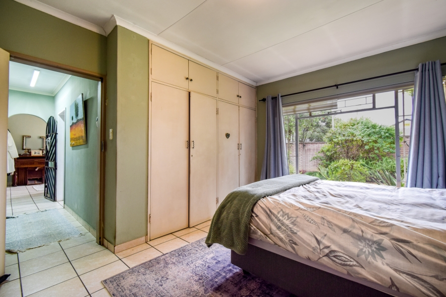 3 Bedroom Property for Sale in Garsfontein Gauteng