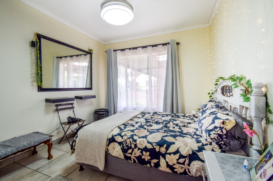 3 Bedroom Property for Sale in Garsfontein Gauteng