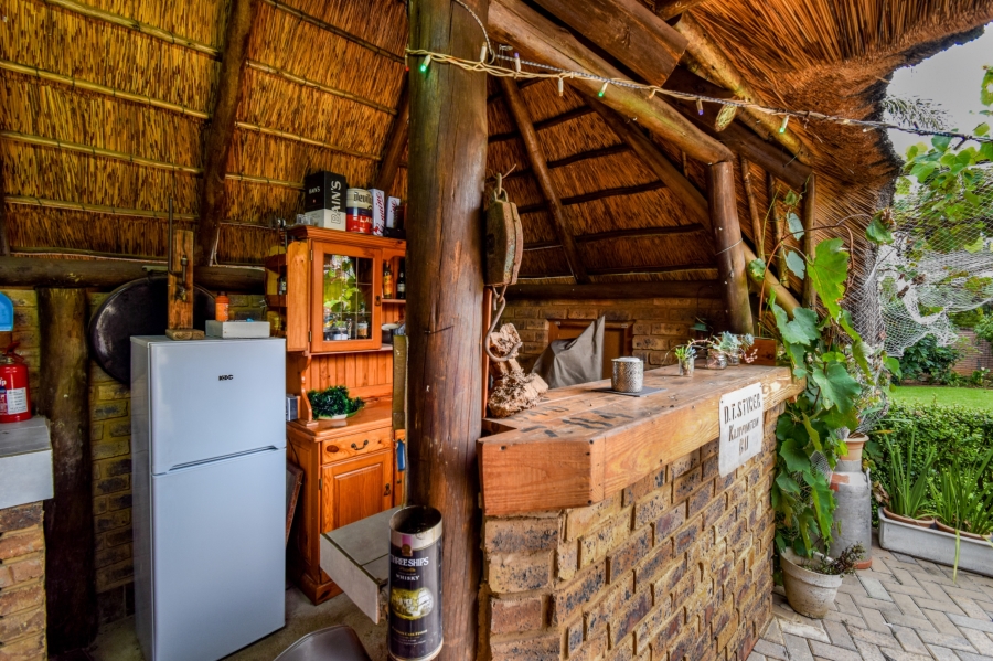 3 Bedroom Property for Sale in Garsfontein Gauteng
